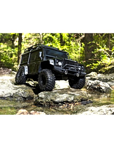 Traxxas TRX-4 Land Rover Defender 1:10 TQi RTR with Winch Black