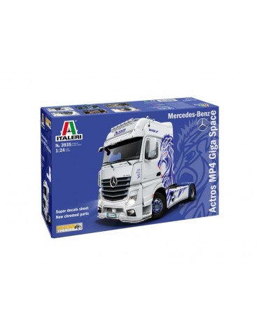 Italeri Mercedes-Benz ACTROS MP4 Giga Space (1:24)