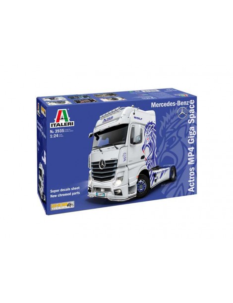 Italeri Mercedes-Benz ACTROS MP4 Giga Space (1:24)