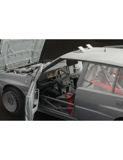 Italeri Lancia Delta HF Integrale (1:12)