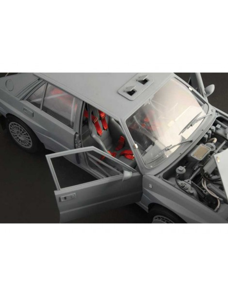 Italeri Lancia Delta HF Integrale (1:12)