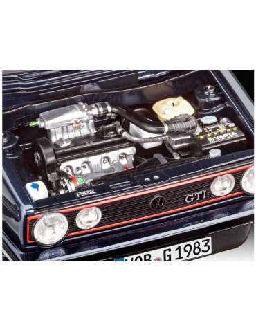 Revell Giftset VW Golf 1 GTi Pirelli (35th Anniversary) (1:24)