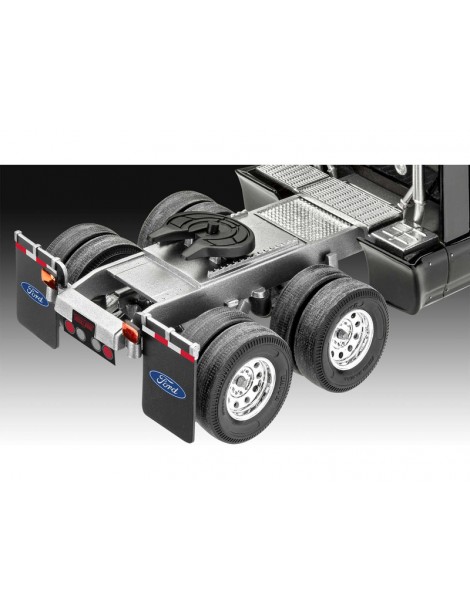 Revell Rammstein Tour Truck (1:32) (giftset)