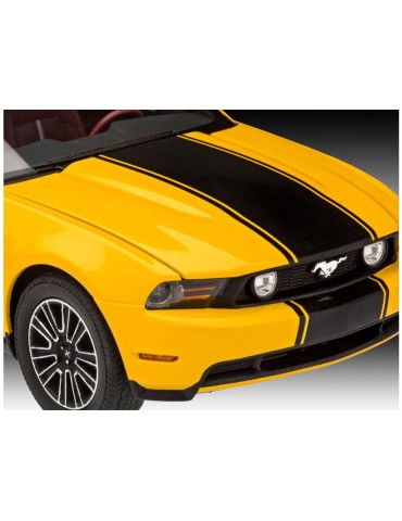 Revell Ford Mustang GT 2010 (1:25) set
