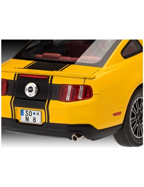 Revell Ford Mustang GT 2010 (1:25) set