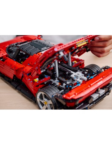 LEGO Technic - Ferrari Daytona SP3
