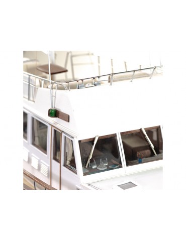 AMATI Grand Banks motor yacht 1967 1:20 set
