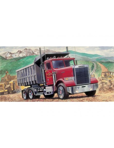 Italeri Freightliner Heavy Dumper Truck (1:24)