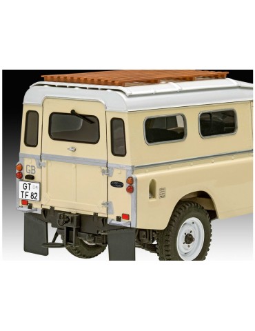 Revell Land Rover Series III LWB Commercial (1:24)