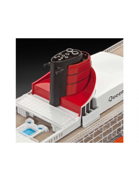 Revell Queen Mary 2 (1:700)