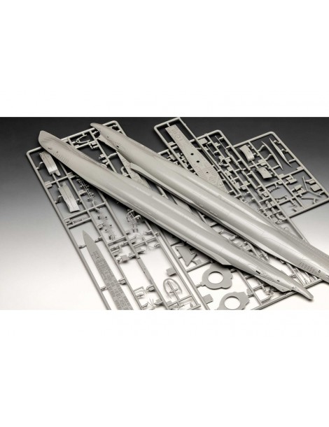 Revell U-96 Das Boot 40th Anniversary (1:144) (giftset)