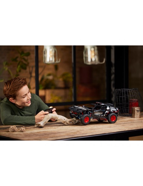 LEGO Technic - Audi RS Q e-tron