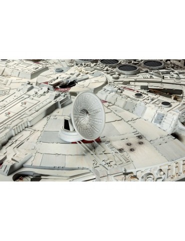 Revell SW - Millennium Falcon (1:72) (Gift-Set)