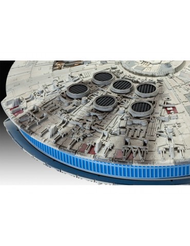 Revell SW - Millennium Falcon (1:72) (Gift-Set)