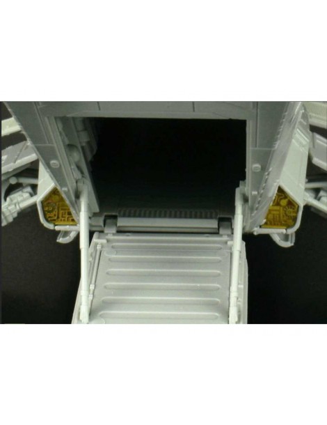 Revell SW - The Mandalorian: Razor Crest Platinum Edition (1:72) (Gift-Set)