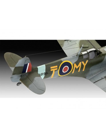 Revell Messerschmitt Bf 109G-10, Spitfire Mk.V (1:72)