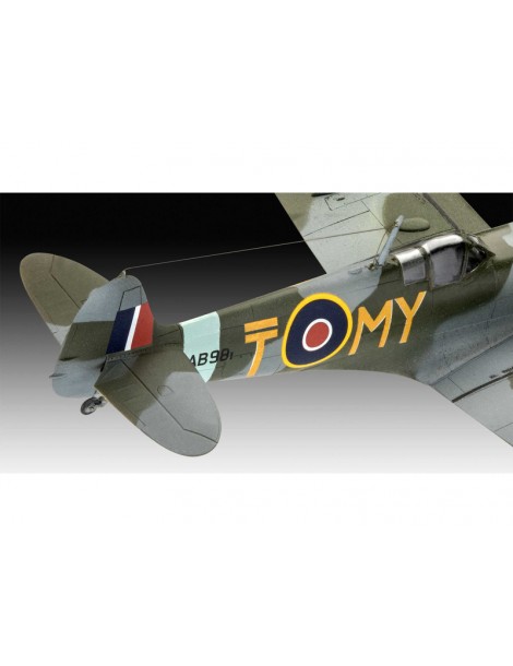 Revell Messerschmitt Bf 109G-10, Spitfire Mk.V (1:72)