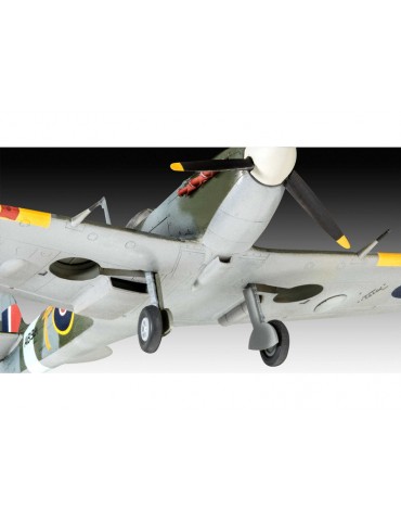 Revell Messerschmitt Bf 109G-10, Spitfire Mk.V (1:72)