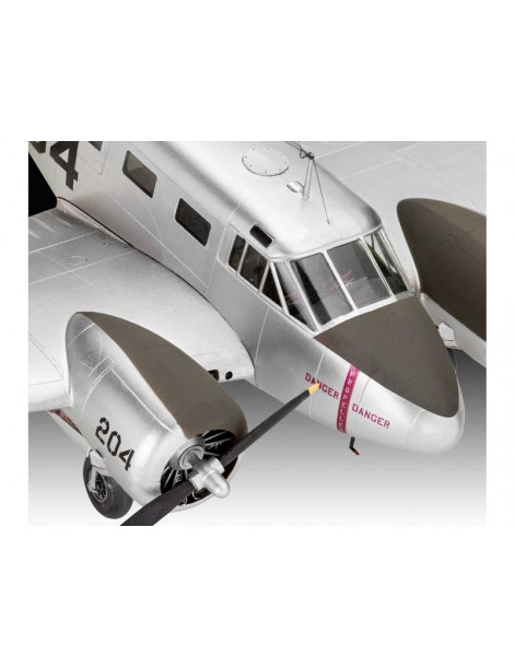 Revell Beechcraft Model 18 (1:48)