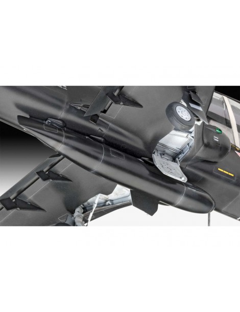 Revell BAe Hawk T2 (1:32)