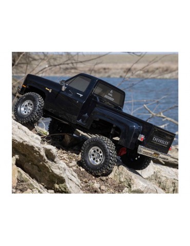 Axial 1/10 SCX10 III Base Camp 4WD Chevy K10 1982 RTR Blue