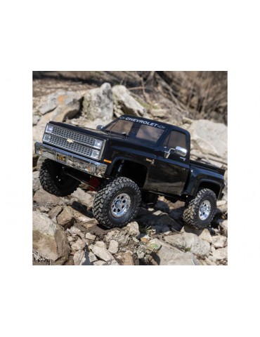 Axial 1/10 SCX10 III Base Camp 4WD Chevy K10 1982 RTR Blue