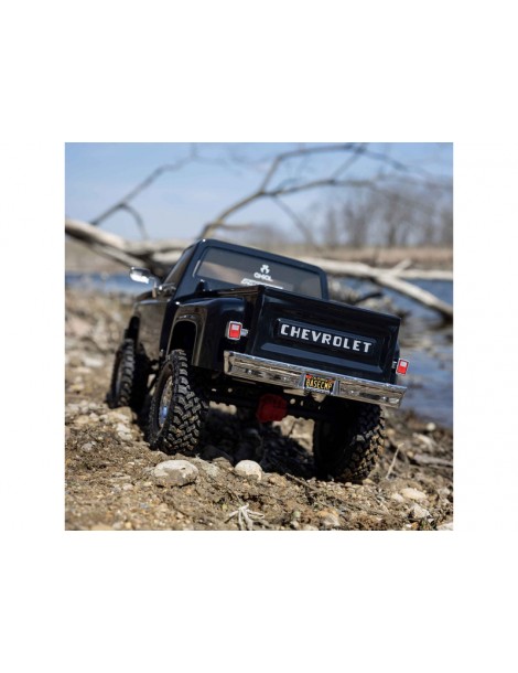 Axial 1/10 SCX10 III Base Camp 4WD Chevy K10 1982 RTR Blue