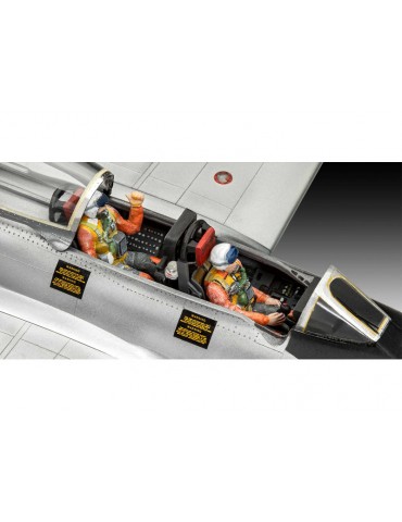 Revell Northrop F-89 Scorpion 50th Anniersary (1:48) (giftset)