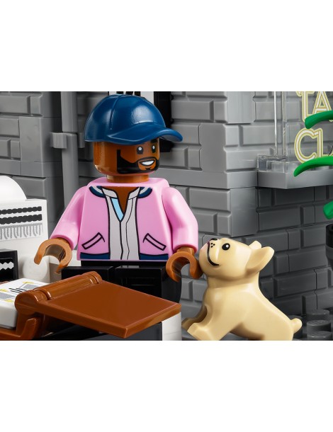 LEGO Icons - Queer team