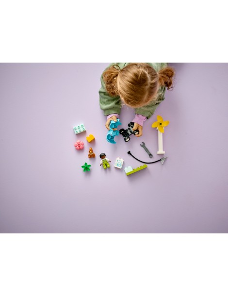 LEGO DUPLO - Wind Turbine and Electric Car