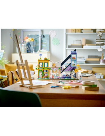 LEGO Friends - Downtown Flower and Design Stores