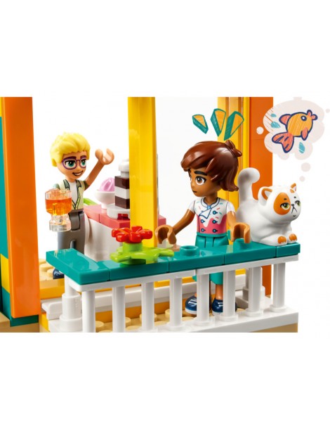 LEGO Friends - Leo's Room