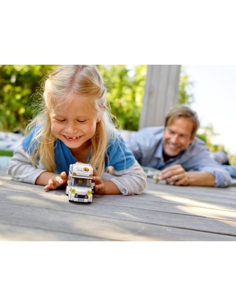 LEGO City - Holiday Camper Van