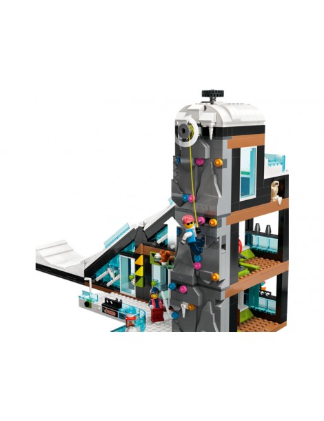 LEGO City - Ski and Climbing Center