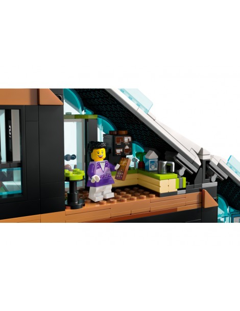 LEGO City - Ski and Climbing Center