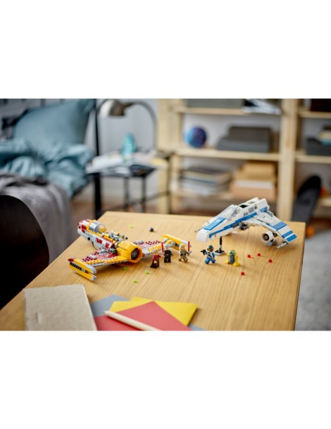 LEGO Star Wars - New Republic E-Wing vs. Shin Hati s Starfighter
