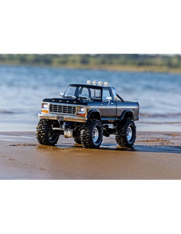 Traxxas TRX4-M Ford F-150 1979 1:18 RTR black