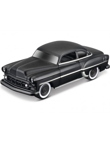 Maisto Chevrolet Custom 1953 1:43 matt black