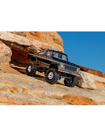 Traxxas TRX4-M Ford F-150 1979 1:18 RTR brown
