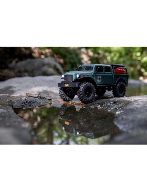 Axial 1/24 SCX24 Dodge Power Wagon 1940 4WD green
