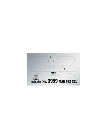 Italeri MAN TGX XXL D38 (1:24)