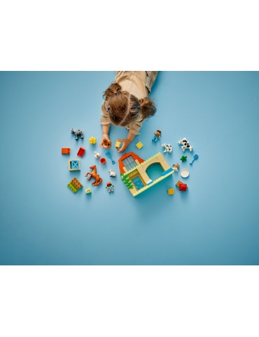 LEGO DUPLO - Caring for Animals at the Farm