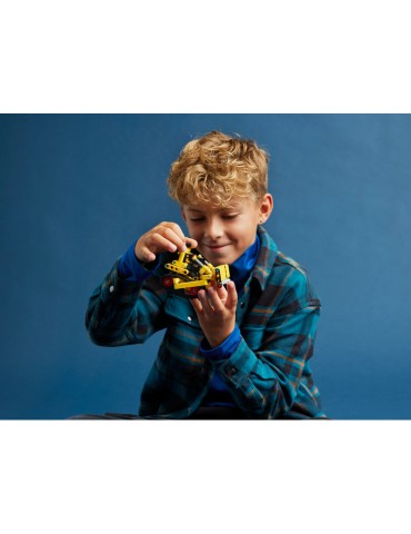 LEGO Technic - Heavy-Duty Bulldozer
