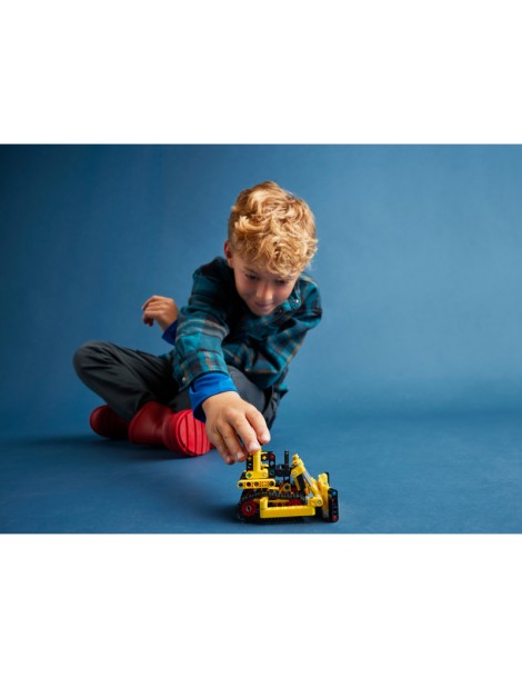 LEGO Technic - Heavy-Duty Bulldozer