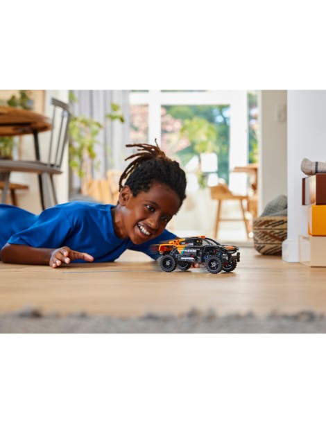 LEGO Technic - NEOM McLaren Extreme E Race Car