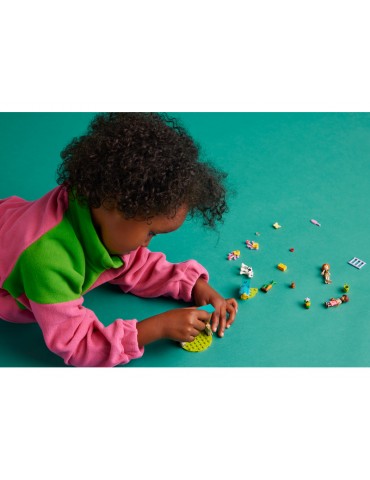 LEGO Friends - Autumn's Baby Cow Shed