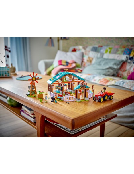 LEGO Friends - Farm Animal Sanctuary