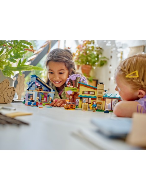 LEGO Friends - Olly and Paisley's Family Houses