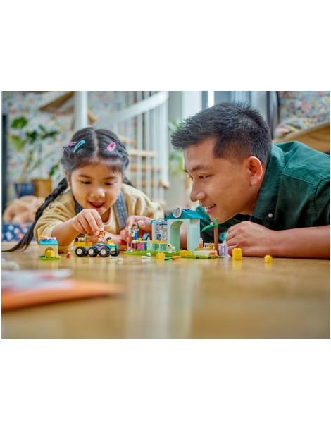LEGO Friends - Farm Animal Vet Clinic