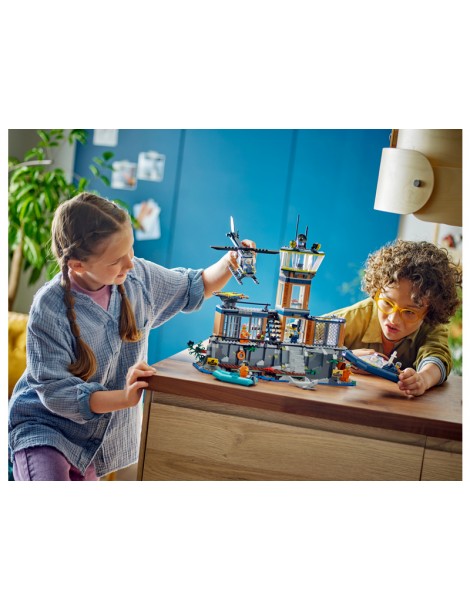 LEGO City - Police Prison Island